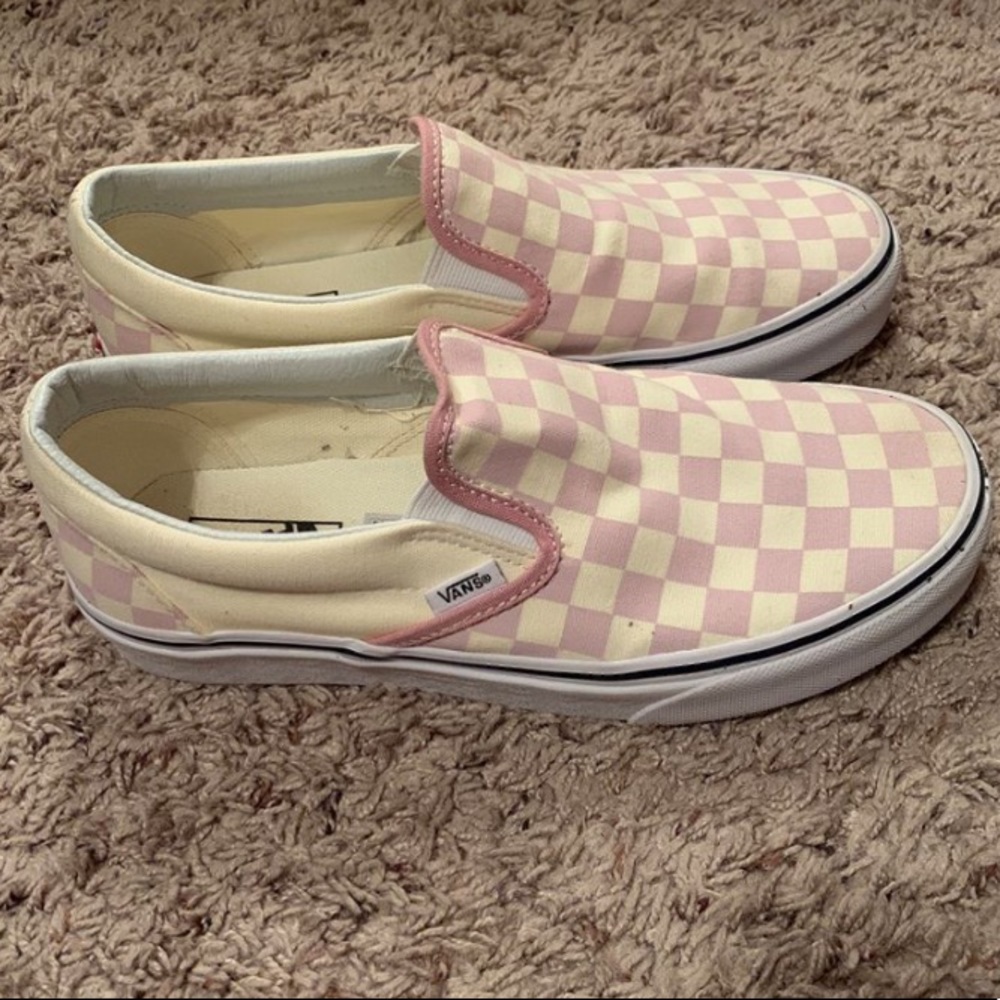 Women’s light purple checkered slip on vans